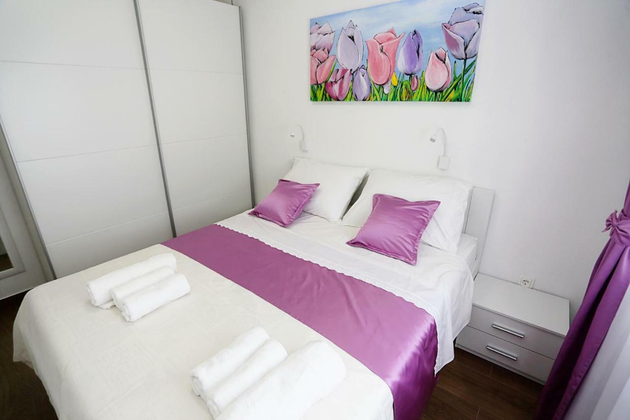 Apartments Romarin Supetar Εξωτερικό φωτογραφία