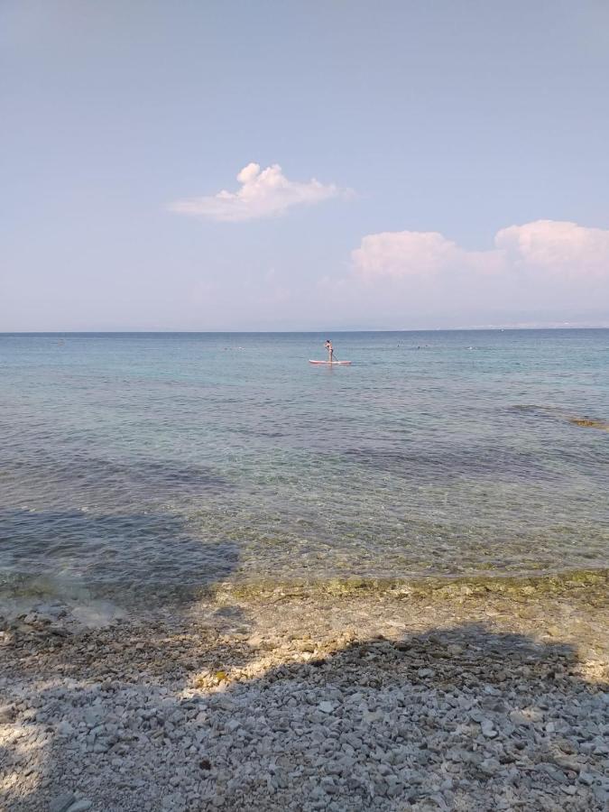 Apartments Romarin Supetar Εξωτερικό φωτογραφία